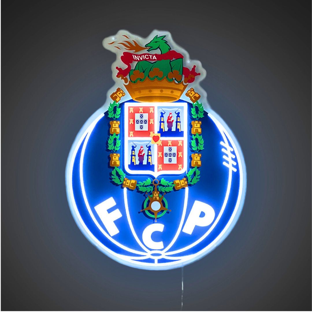 FC Porto Club Emblem LED Neon Sign – 3D Push-Through Letters & Seamless Faux Neon