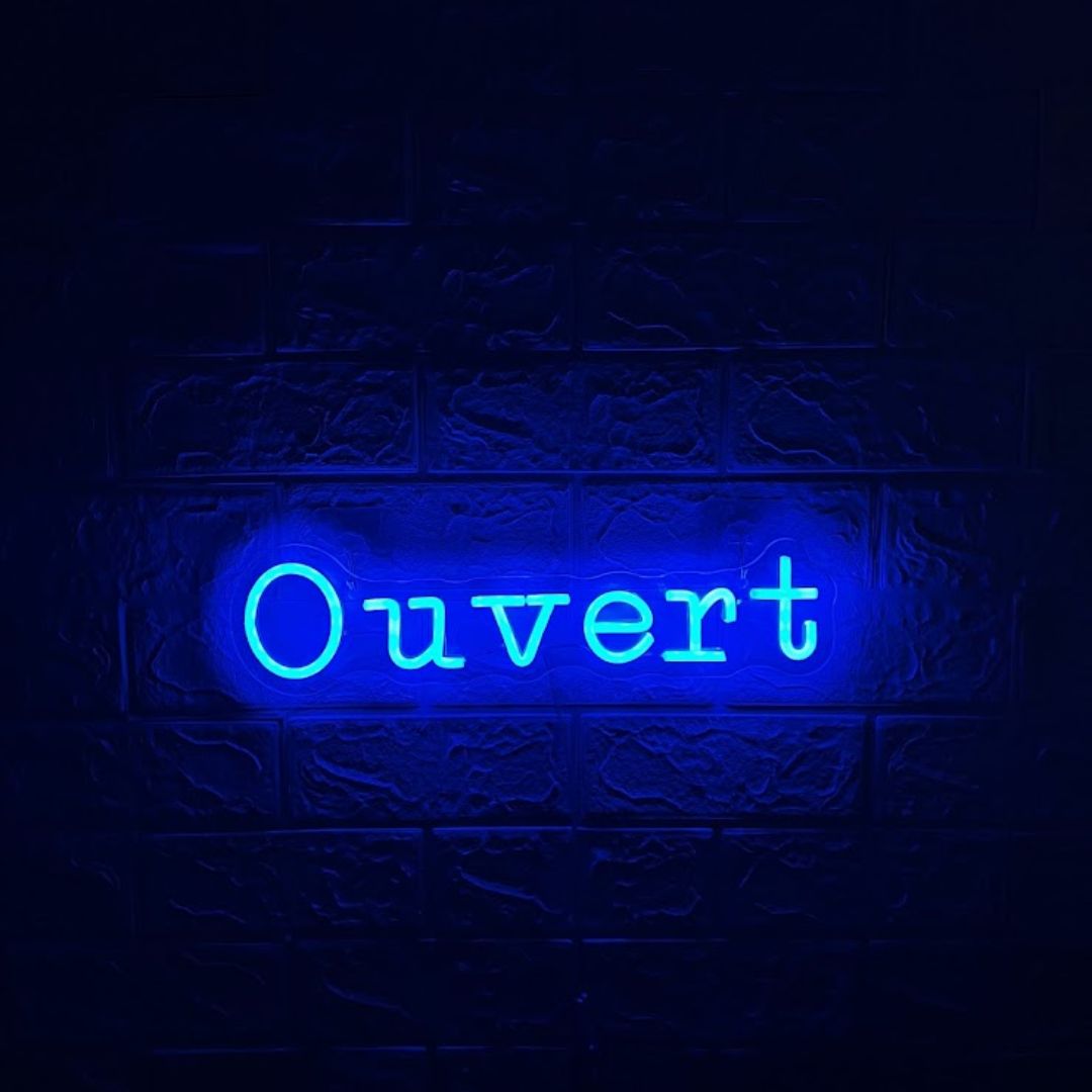 Open Sign ("Ouvert", RGB, USB-Powered)