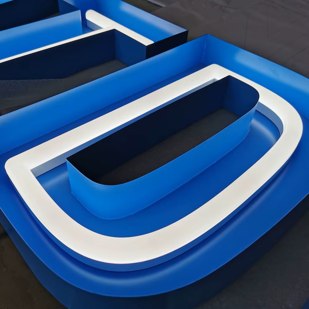openfaceneonletters_2.jpg